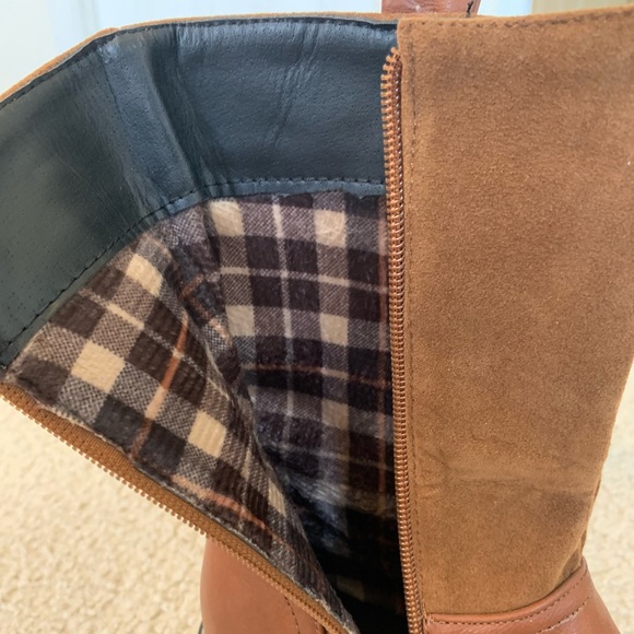 NWOT Mid Calf Booties - Picture 3 of 4